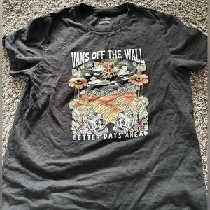 vans tshirt size medium in women’s